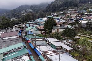 BIB: 
                            <button type="button" onclick="openModal(22791448)" class="btn btn-primary btn-sm float-right btn-popup" data-toggle="modal" data-target=".modal-high-quality">
                        <i class="fas fa-shopping-cart"></i> Add to Cart
                    </button>
                                            <button type="button" onclick="isThisMe(22791448, true)" class="btn btn-success btn-sm float-right btn-popup btn-isme hidden" data-toggle="tooltip" data-placement="bottom" title="นี่คือรูปของคุณใช่ไหม คลิกที่นี่เพื่อเอาเข้าอัลบั้ม">
                        <i class="fas fa-plus"></i> Add to album
                    </button>
                    <button type="button" onclick="isThisMe(22791448, false)" class="btn btn-warning btn-sm float-right btn-popup btn-isnotme hidden">
                        <i class="fas fa-ban"></i> Remove from album
                    </button>